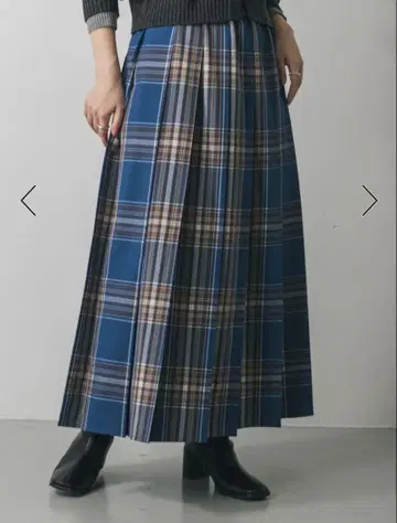센스 오브 플레이스 체크 플리츠 스커트 블루 계열