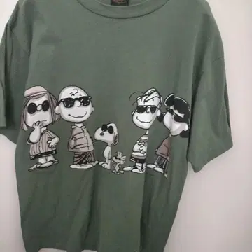 스누피 T셔츠 올리브 그린