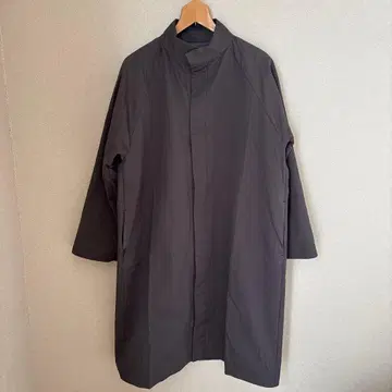 새상품급 MUYA 차콜 그레이 스탠드 카라 코트