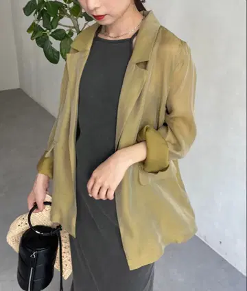 카프리슈 레마쥬 시어 셔츠 자켓 테일러드 자켓