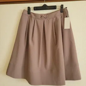 TO BE CHIC 그레이지 플레어 스커트 46