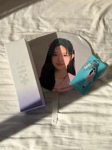 illit 민지 부채 & 아크릴 키링 & 응원봉