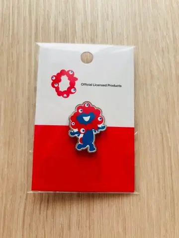 만박 공식 라이선스 미야쿠미야쿠 핀 배지