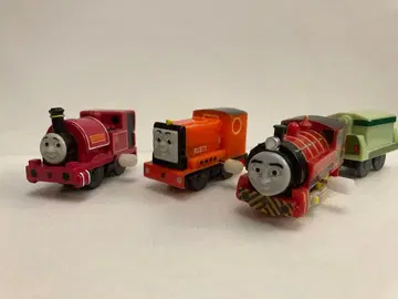 캡슐 프라레일 토마스 스카 로이 러스티 빅터