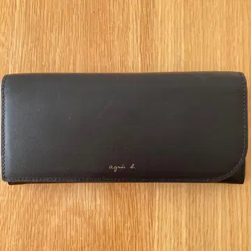미사용 agnesb. 에네스베 장지갑 천연 가죽 비대칭 디자인 블랙