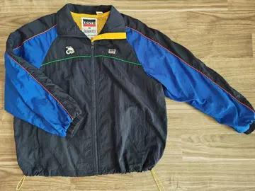 리바이스 스누피 콜라보 아우터