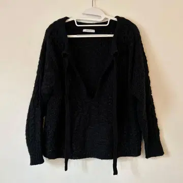 B.C STOCK 패치워크풍 케이블 니트 블랙