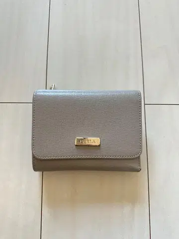 FURLA 그레이 3단 폴더형 지갑