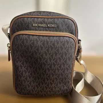 MICHAEL KORS 숄더백 새상품급