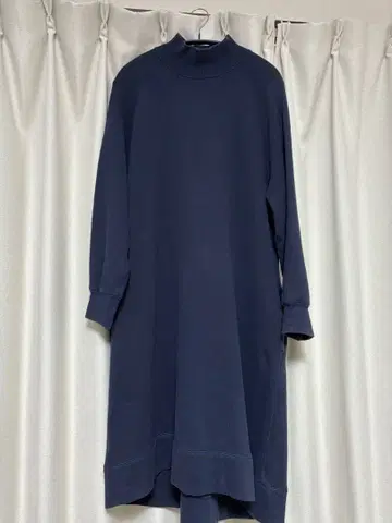 BEAMS BOY 네이비 하이넥 원피스