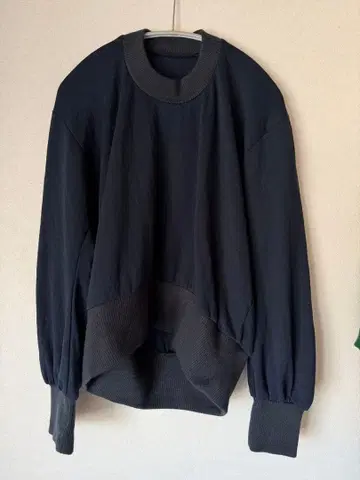 PREUVE 벌룬 슬리브 트레이닝복 네이비