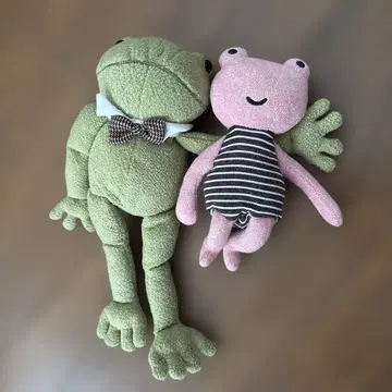 개구리 봉제 인형
