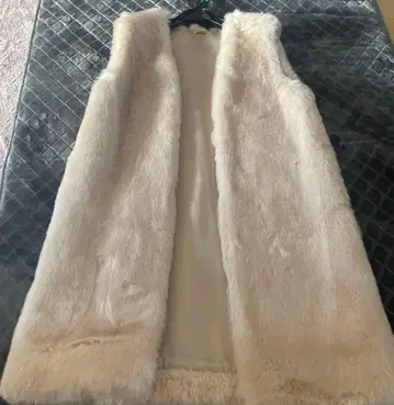 Loungedress 인조 모피 베스트 핑크 베이지 프리 사이즈