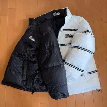 [ 새상품급 ] FIRST DOWN 리버서블 블랙/화이트 M