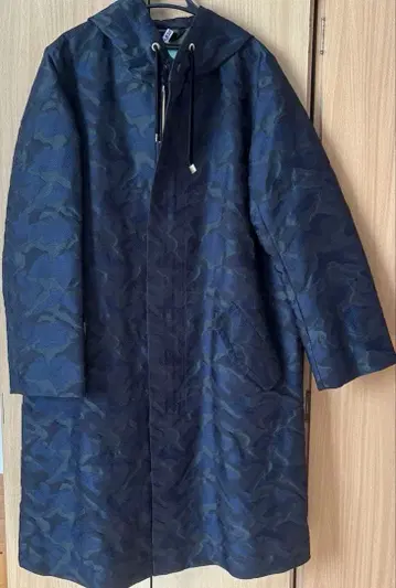 케이하야마플러스 네이비 카모플라쥬 후드 부착 코트