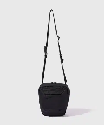 [ 미사용 새상품 ] 모노리스 숄더백 SSS