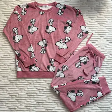 [ 새상품급 ] 에메필 스누피 패턴 플리스 룸웨어 세트 M 사이즈 핑크