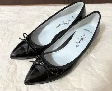 새상품급 긴자 카네마츠 펌프스 블랙 발레 슈즈 리본