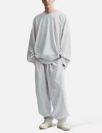 HED MAYNER 리복 맨투맨