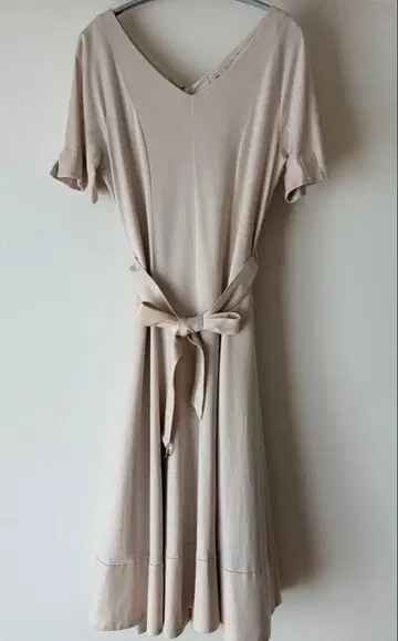 ROPE 반팔 원피스 그레이지