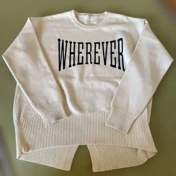 YORT 크림색 오버 사이즈 니트