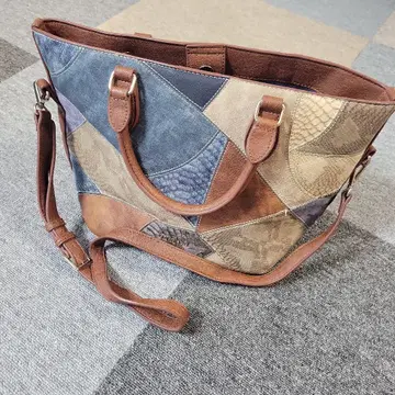 Desigual 패치워크 가죽 백