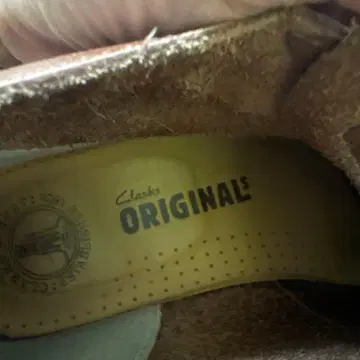 Clarks Originals 브라운 부츠