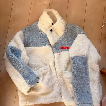 We show 보아 자켓 XL 화이트 그레이