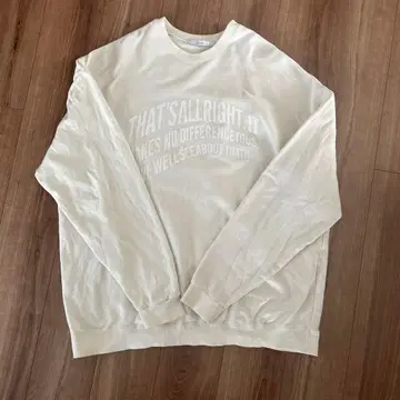 프레임워크 크루넥 트레이닝복