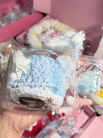 겨울 한정판 크리스마스 한정판 초콜릿 녹는 스퀴즈