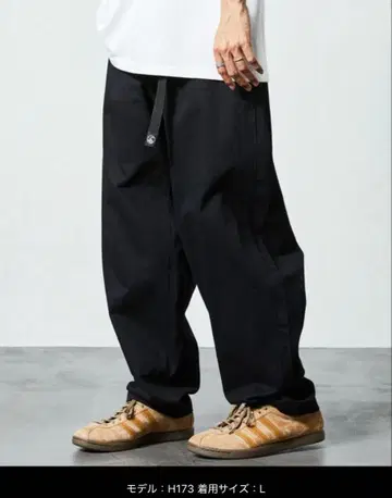 블랙 와이드 팬츠 사이즈 S 치노 팬츠