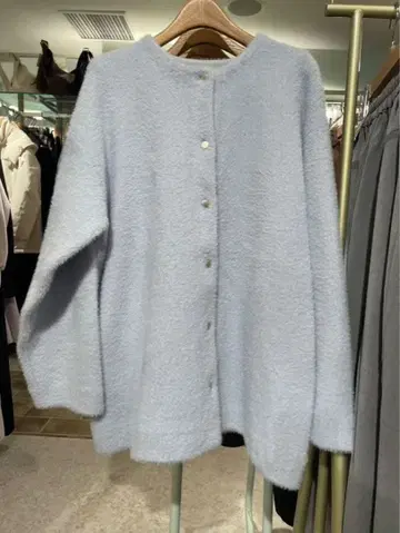 내추럴 꾸뛰르 접결 샤기 니트 가디건