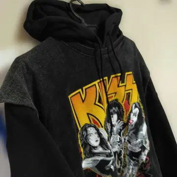 KISS T셔츠 레이어드 후드티 블랙/그레이