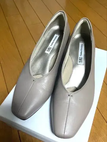 펌프스 천연 가죽 로우힐 유키코 키미지마