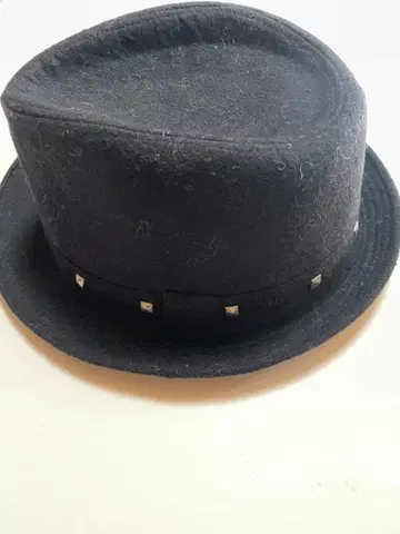 블랙 울 스터드 햇