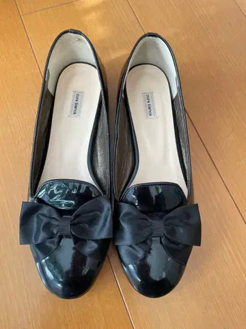 pura bianca 리본 포함 블랙 펌프스 23cm
