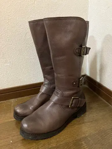 키다리 아저씨 가죽 부츠 24.5cm