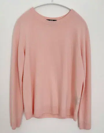 유니클로 3D 캐시미어 크루넥 스웨터