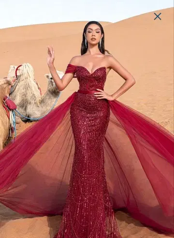 와인 레드 오프숄더 비대칭 드레스