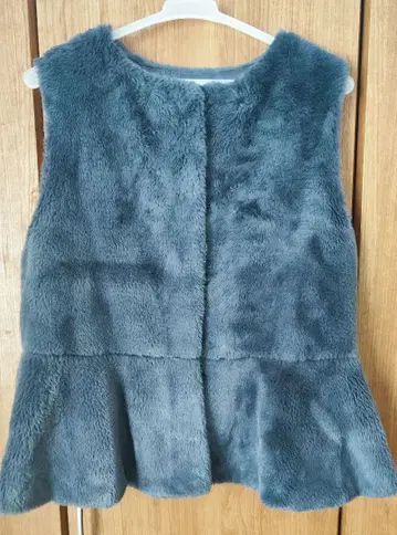 페플럼 퍼 베스트 플레어 자켓 퍼 프리 사이즈