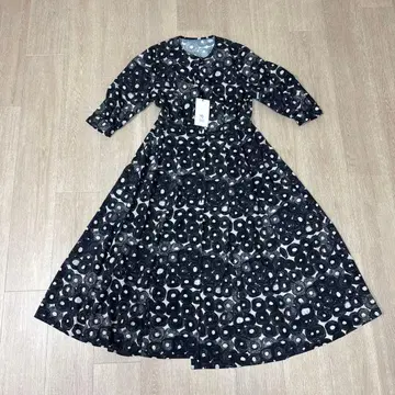 HERAL BONY 올 패턴 원피스 화이트 블랙 F 미사용