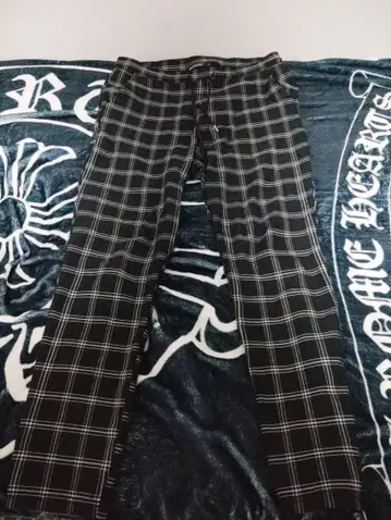 베린다 Belinda PREMIUM BLACK CHECK SLACKS