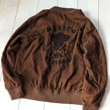 어반 리서치 리버서블 스카잔 멕시코 카라벨라 자수 점퍼