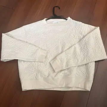 유나이티드 애로우즈 자카드 맨투맨