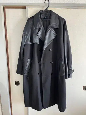 HARE WT/F 가죽 절개 트렌치코트 새상품급