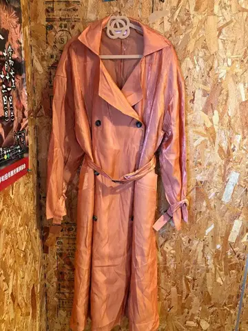새상품 WC 광택 새틴 브론즈 오렌지 맥시 길이 트렌치코트