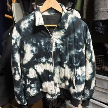 DISCOVERED 타이다이 봄버 자켓