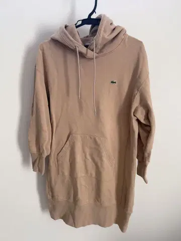 Lacoste 베이지 후드 부착 후드티