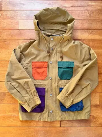 베이지 자켓 L 사이즈 포켓 부착