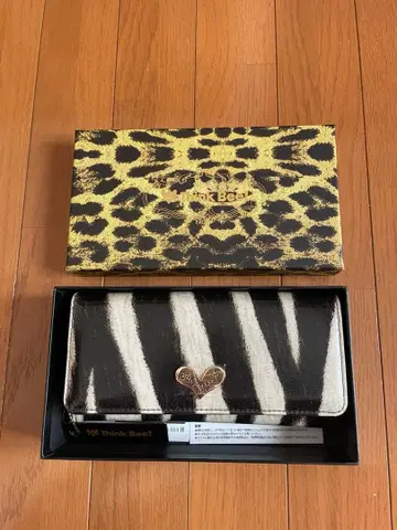 싱크비 장지갑 제브라 새상품 미사용